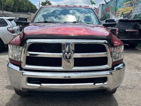 Used 2015 RAM 2500 Tradesman w/ Chrome Appearance Group AWD/4WD image 2
