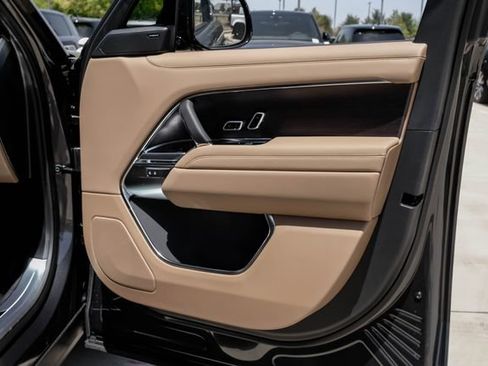 New 2026 Land Rover Range Rover SE AWD/4WD image 57