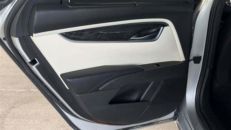 Used 2014 Cadillac XTS Platinum AWD/4WD image 44