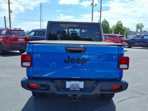 Used 2023 Jeep Gladiator Sport AWD/4WD image 21