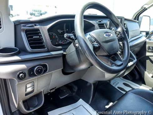Used 2023 Ford Transit 250 Medium Roof AWD image 12