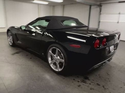 Used 2006 Chevrolet Corvette Convertible w/ Preferred Equipment Group image 6