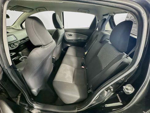 Used 2017 Toyota Yaris L FWD image 25