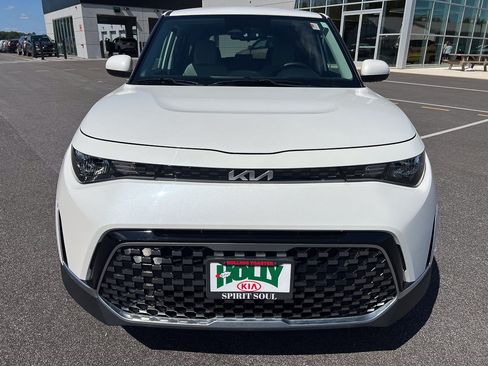 Used 2023 Kia Soul EX FWD image 12