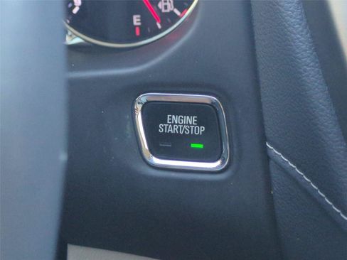 Used 2022 GMC Acadia Denali w/ Denali Ultimate Package FWD image 26