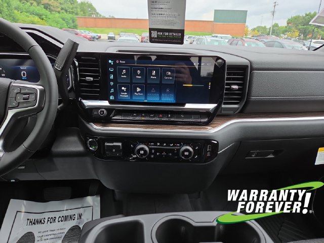 New 2026 Chevrolet Silverado 1500 LT w/ Z71 Off-Road Package AWD/4WD image 11