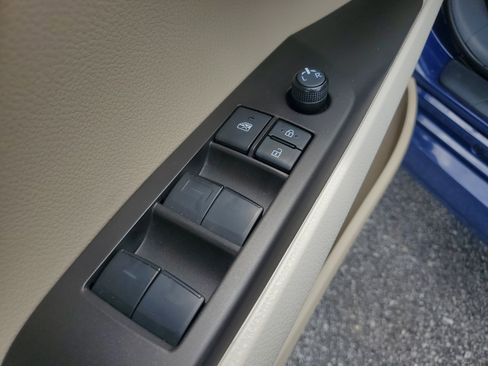 Used 2024 Toyota Camry LE FWD image 17