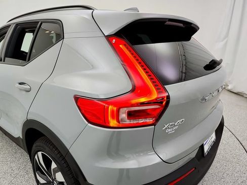 New 2026 Volvo XC40 B5 Plus w/ Climate Package AWD/4WD image 32