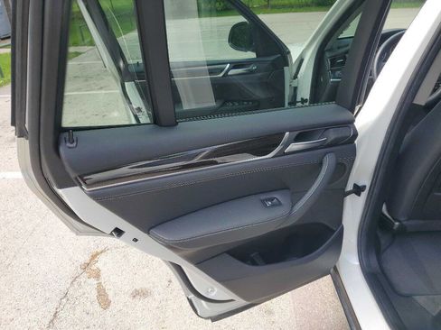 Used 2017 BMW X3 sDrive28i image 18