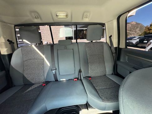 Used 2017 RAM 1500 Big Horn AWD/4WD image 6