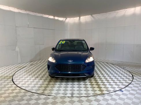 Used 2020 Ford Escape SE Sport image 15