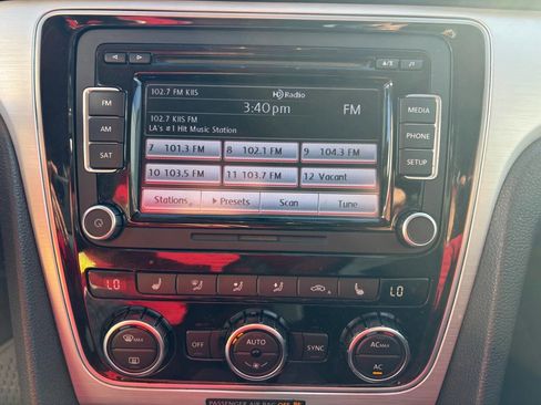 Used 2012 Volkswagen Passat 2.5 SE image 20