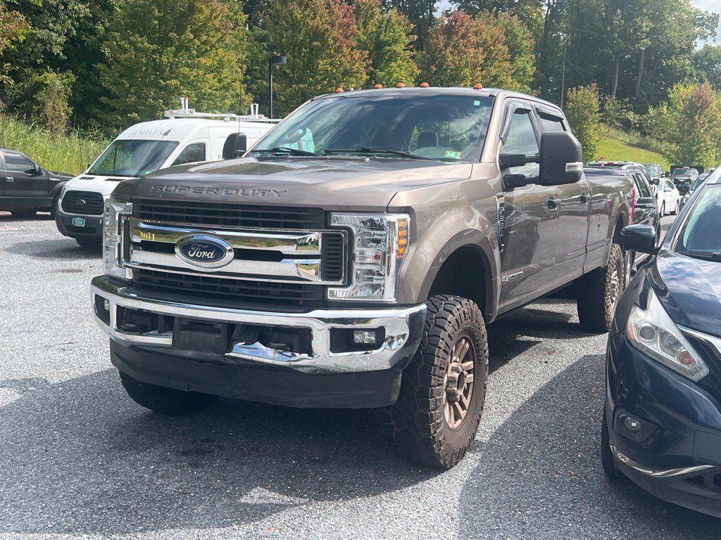 Used 2018 Ford F350 XLT w/ XLT Value Package AWD/4WD image 2