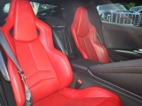 Used 2022 Chevrolet Corvette Stingray Coupe RWD image 22