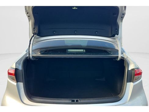 Used 2024 Toyota Corolla LE FWD image 9