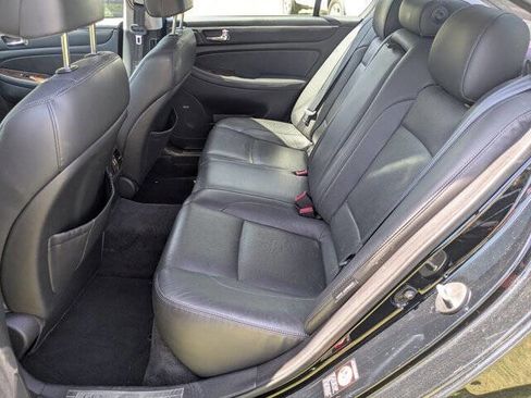 Used 2011 Hyundai Genesis 3.8 w/ Technology Pkg 4 image 32