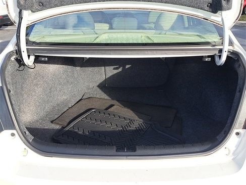 Used 2016 Honda Accord EX-L image 8