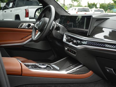 Used 2026 BMW X7 M60i w/ Executive Package AWD/4WD image 38