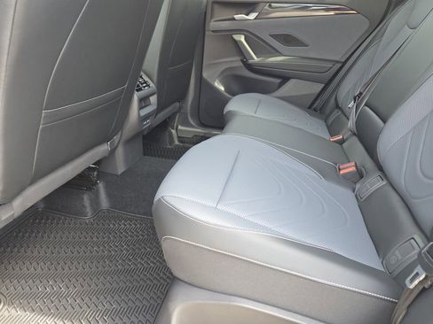 New 2026 Volkswagen Tiguan SE AWD/4WD image 23