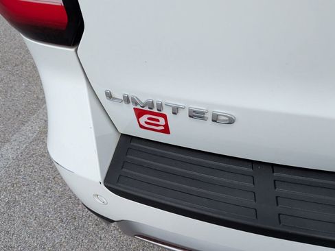 Used 2023 Ford Expedition Limited AWD/4WD image 47