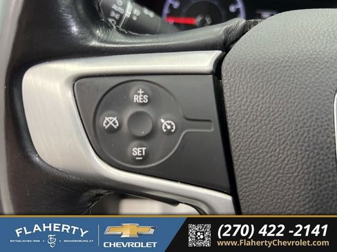 Used 2018 GMC Acadia SLE image 26