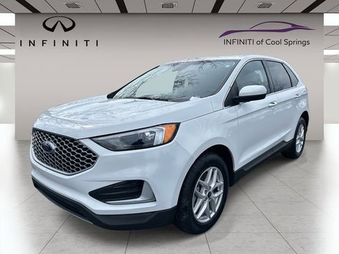Used 2024 Ford Edge SEL image 3
