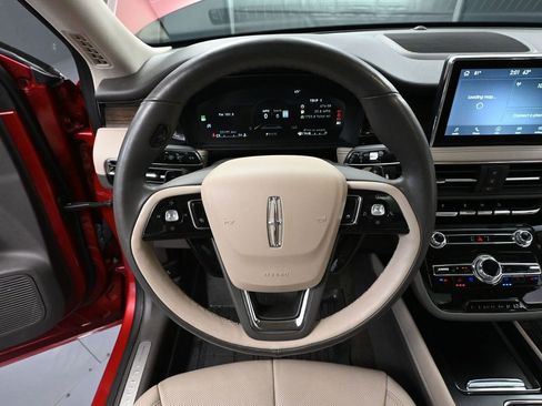 Used 2022 Lincoln Corsair Reserve w/ Equipment Group 201A image 28