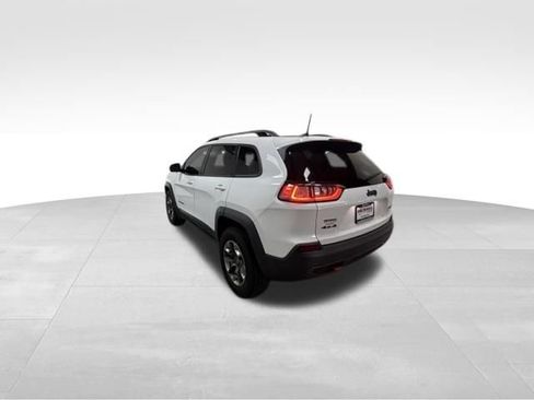 Used 2019 Jeep Cherokee Trailhawk w/ Cold Weather Group AWD/4WD image 11