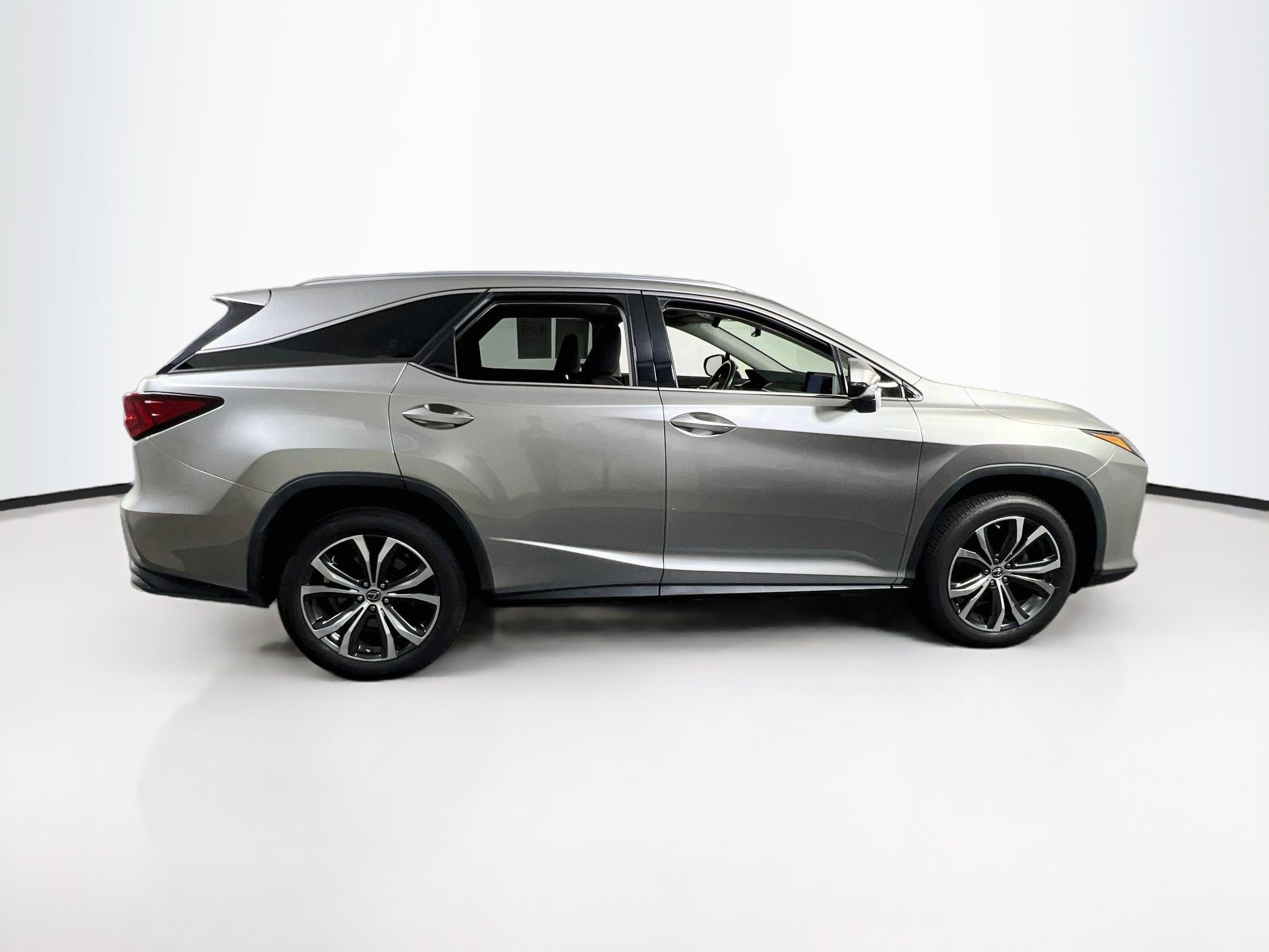 Used 2019 Lexus RX 350L AWD image 4