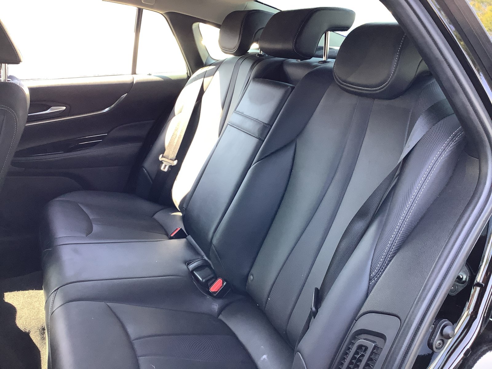Used 2024 Toyota Mirai w/ Advanced Technology Package RWD image 13