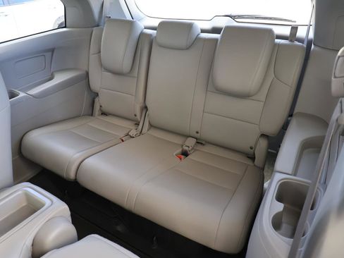 Used 2016 Honda Odyssey EX-L image 23