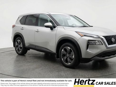 Used 2025 Nissan Rogue SV AWD/4WD image 1