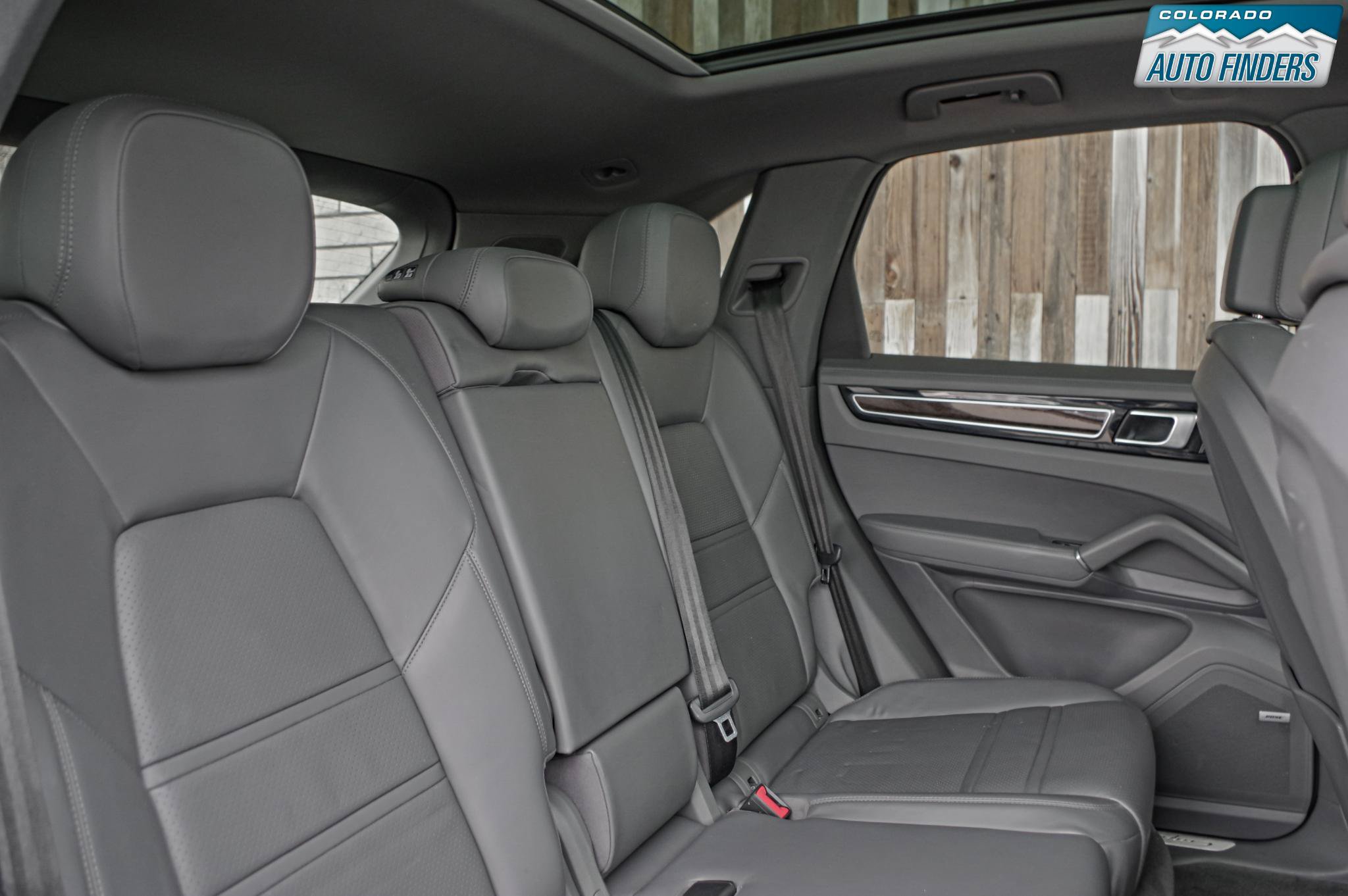Used 2020 Porsche Cayenne AWD/4WD image 23