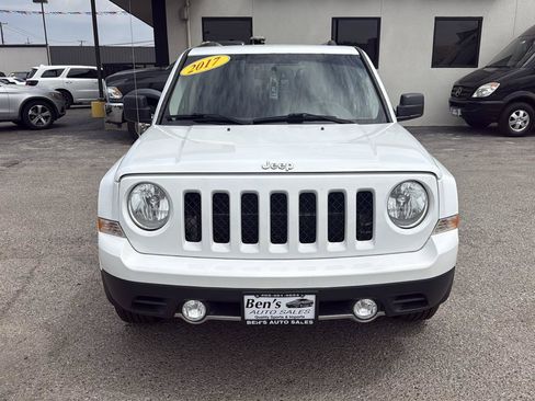 Used 2017 Jeep Patriot High Altitude FWD image 3