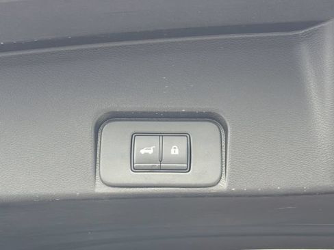 Used 2026 Nissan Rogue Dark Armor FWD image 33