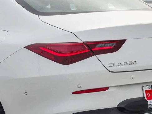 Used 2025 Mercedes-Benz CLA 250 image 7