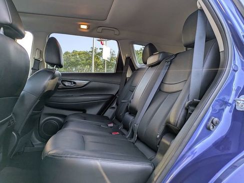 Used 2017 Nissan Rogue SL w/ SL Premium Package AWD/4WD image 14