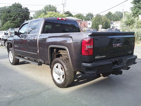 Used 2015 GMC Sierra 2500 SLT w/ All-Terrain HD Package AWD/4WD image 3