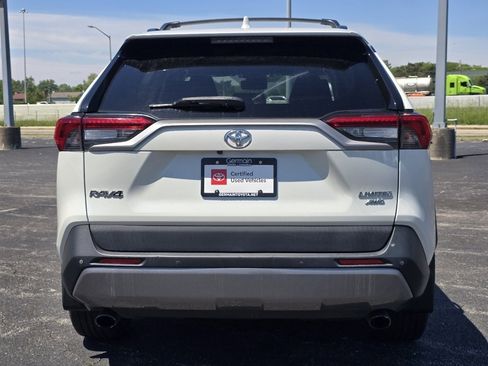 Certified 2019 Toyota RAV4 Limited w/ All Weather Liner Package AWD/4WD image 16