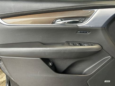 Used 2020 Cadillac XT6 Premium Luxury w/ Platinum Package image 22