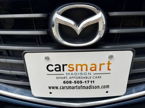 Used 2018 MAZDA MAZDA3 Touring FWD image 6