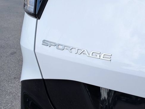 Certified 2023 Kia Sportage SX FWD image 13