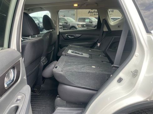 Used 2018 Nissan Rogue SV AWD/4WD image 52