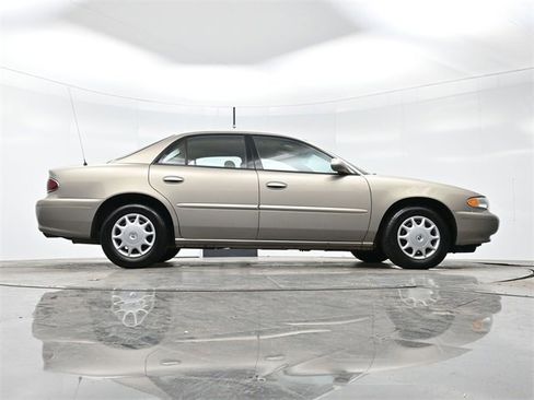 Used 2003 Buick Century Custom w/ Preferred Equipment Group 1SB image 24