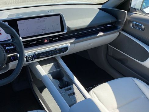 New 2025 Hyundai Ioniq 6 SEL RWD image 25