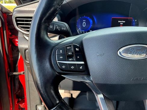 Used 2020 Ford Explorer Platinum w/ Premium Technology Package AWD/4WD image 13