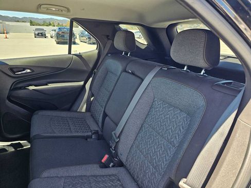 Used 2022 Chevrolet Equinox LT FWD image 17