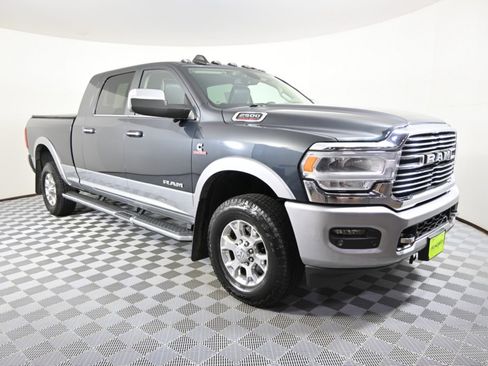 Used 2020 RAM 2500 Laramie image 10