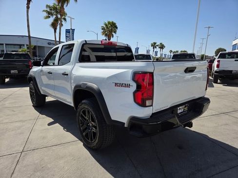 Certified 2024 Chevrolet Colorado Trail Boss w/ Technology Package image 4