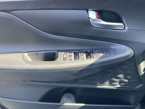 Used 2023 Hyundai Santa Fe SE image 16